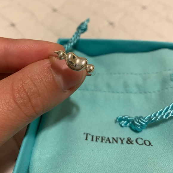 Tiffany & Co. Elsa Peretti®️ Bean®️ design Ring - Picture 4 of 5
